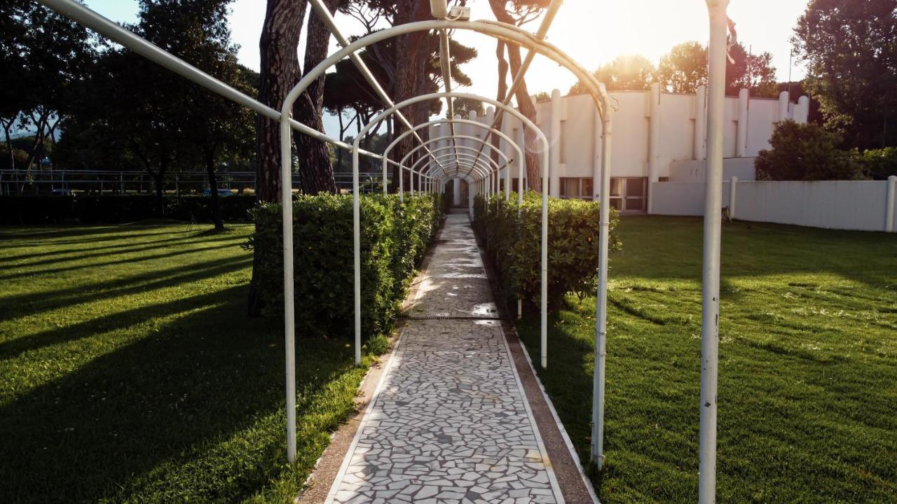 Villaggio Torre Marina Marina di Massa Bagian luar foto